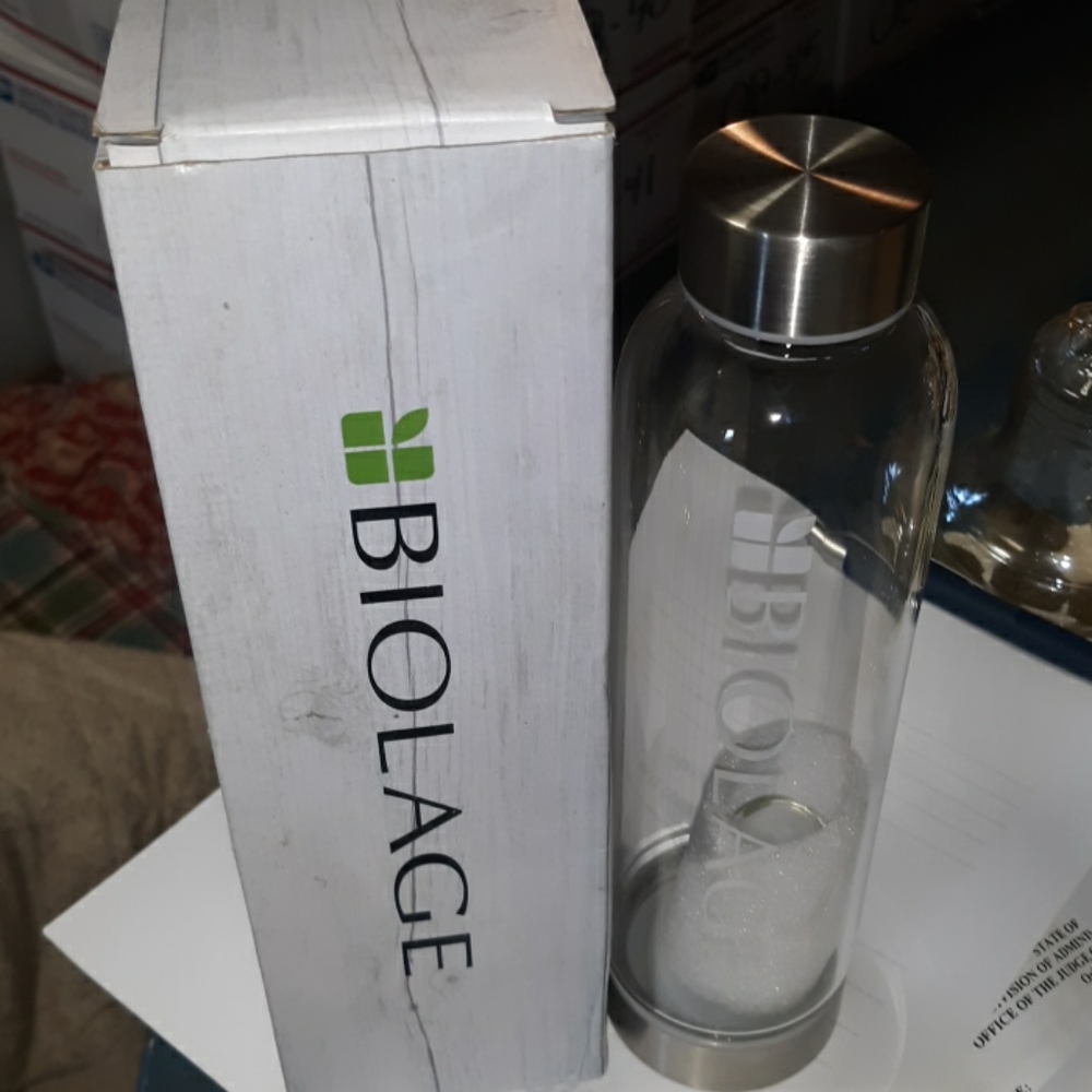 NIB Biolage gemstone infused water bottle